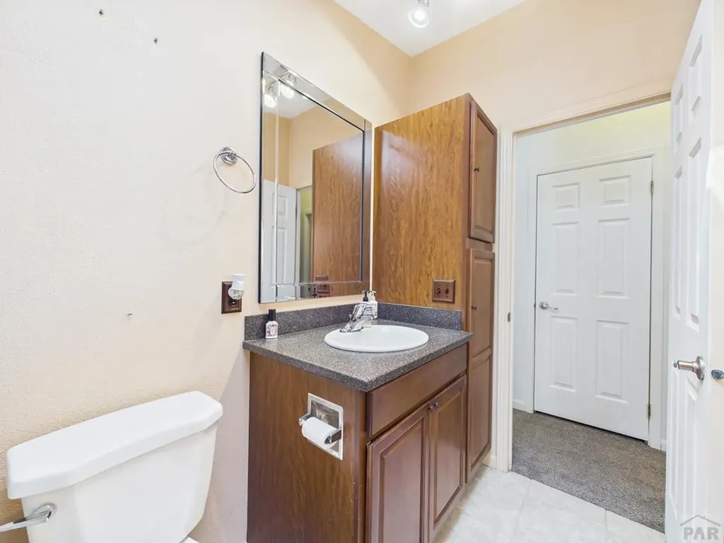 1131 24 1/2 Lane Pueblo CO 81006