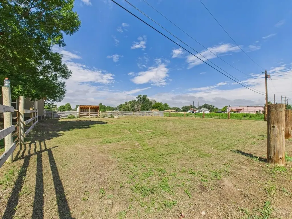 1131 24 1/2 Lane Pueblo CO 81006