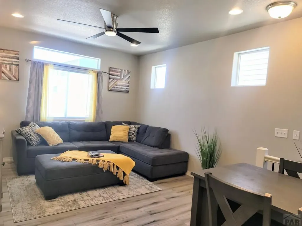 4512 Samaritan Loop Colorado Springs CO 80916