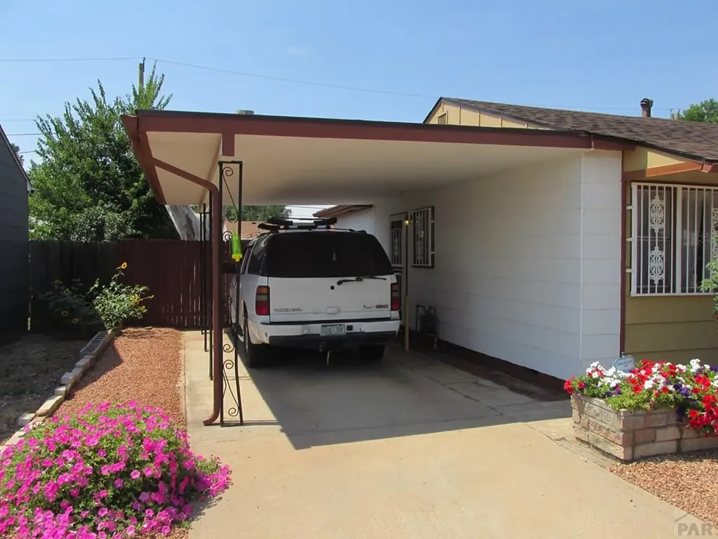 1717 Moore Avenue Pueblo CO 81005