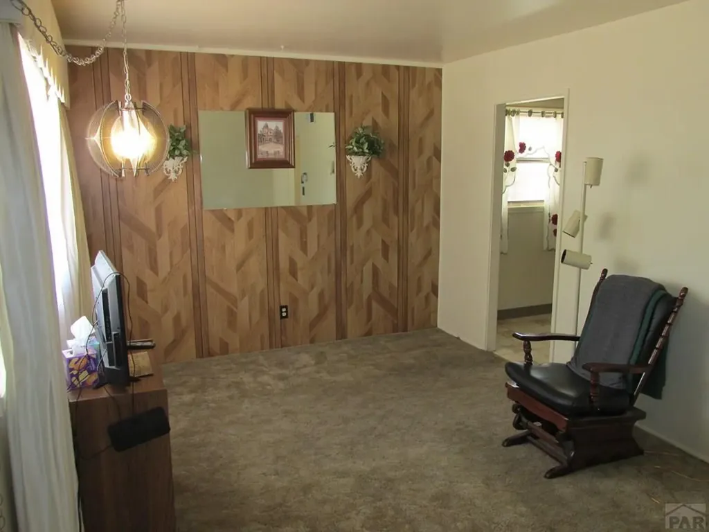 1717 Moore Avenue Pueblo CO 81005