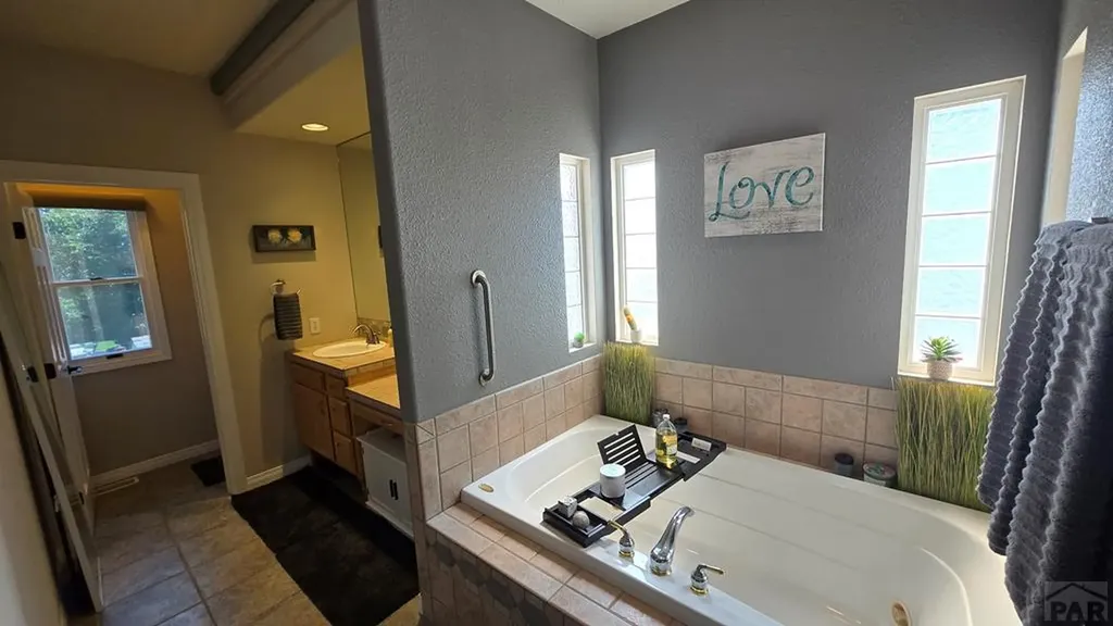 232 Alhambra Drive Pueblo CO 81005