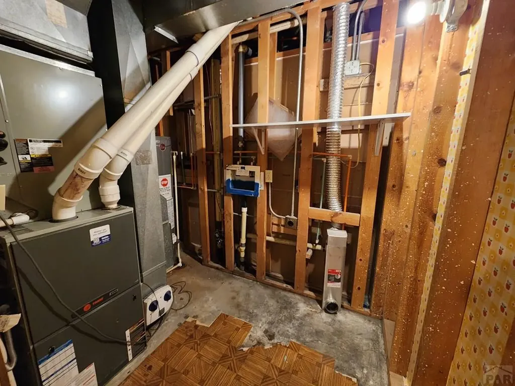 2 Hilton Lane Pueblo CO 81001