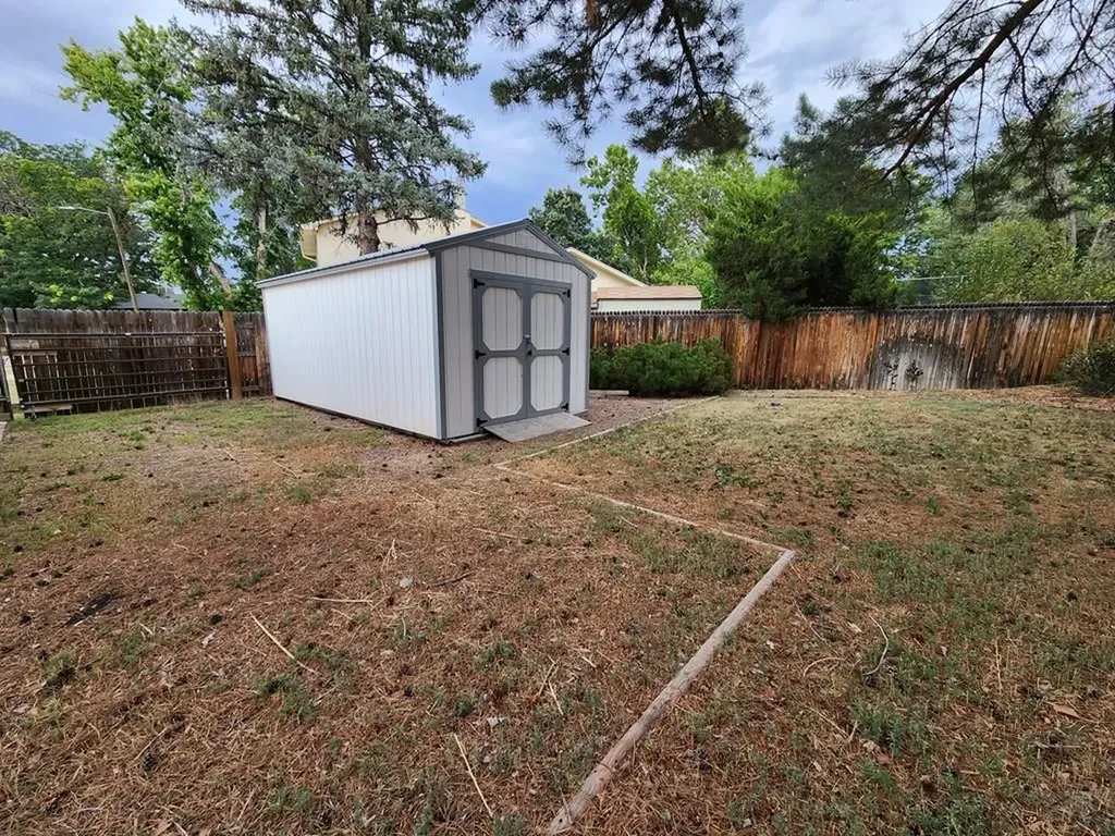 2 Hilton Lane Pueblo CO 81001