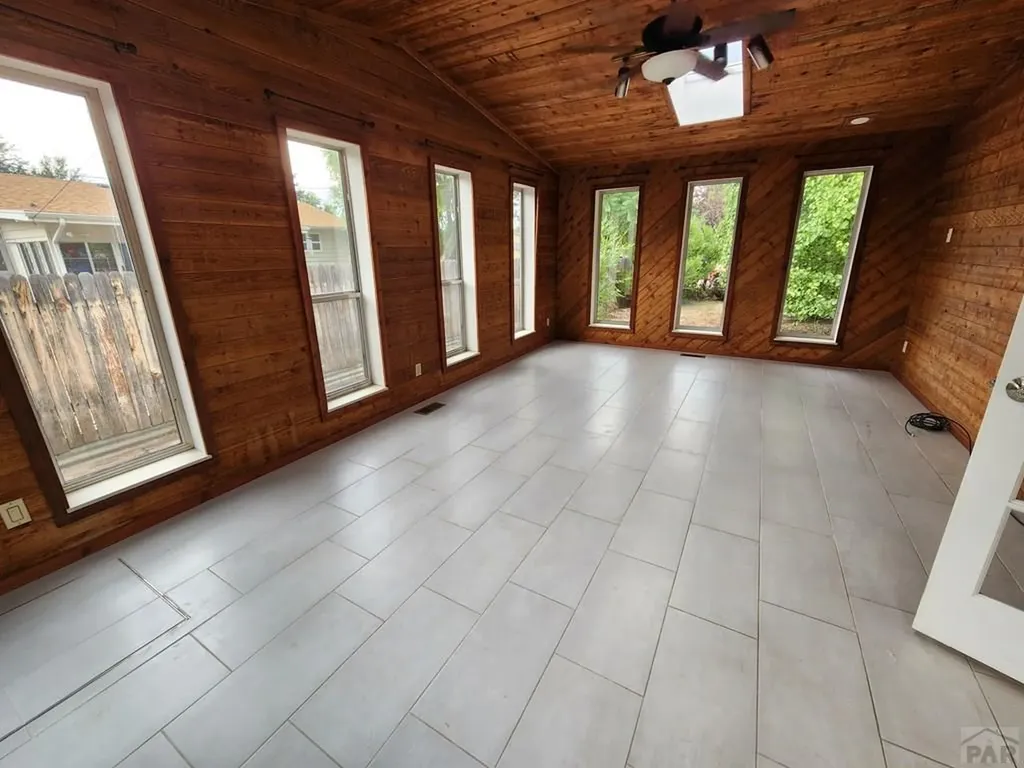 2 Hilton Lane Pueblo CO 81001