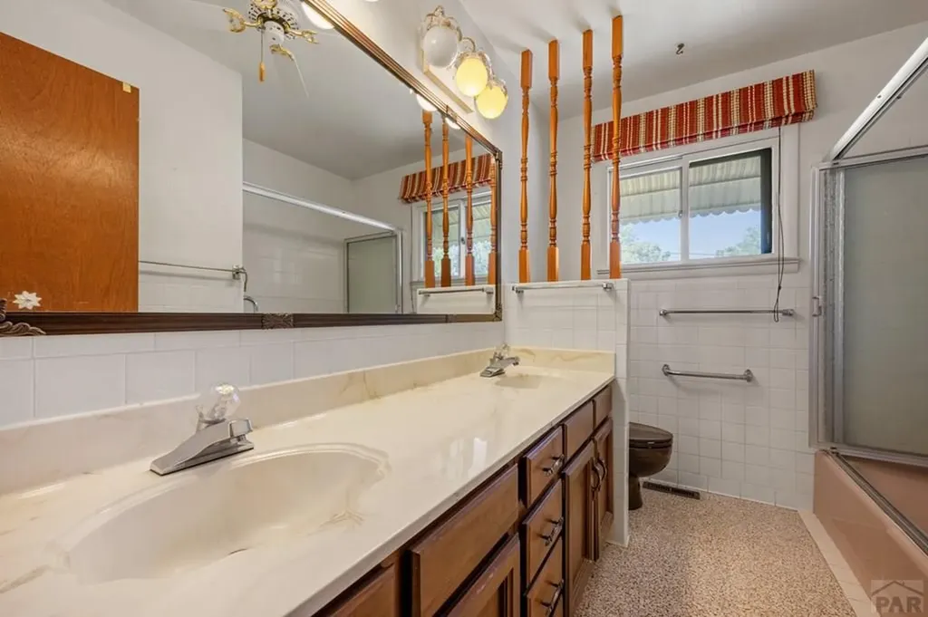 1900 Raton Avenue La Junta CO 81050