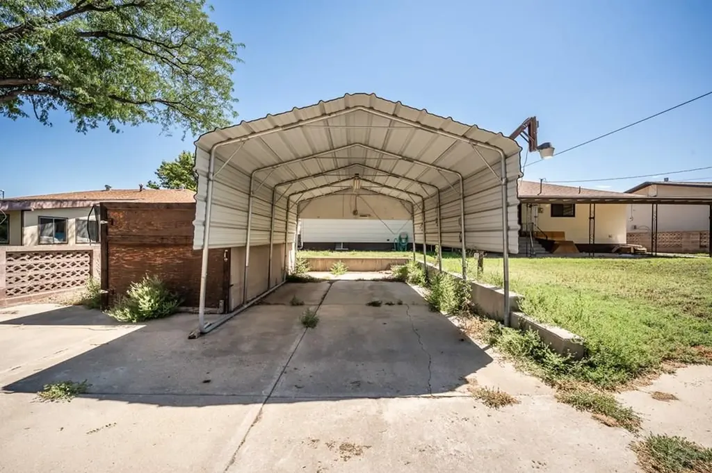 1900 Raton Avenue La Junta CO 81050