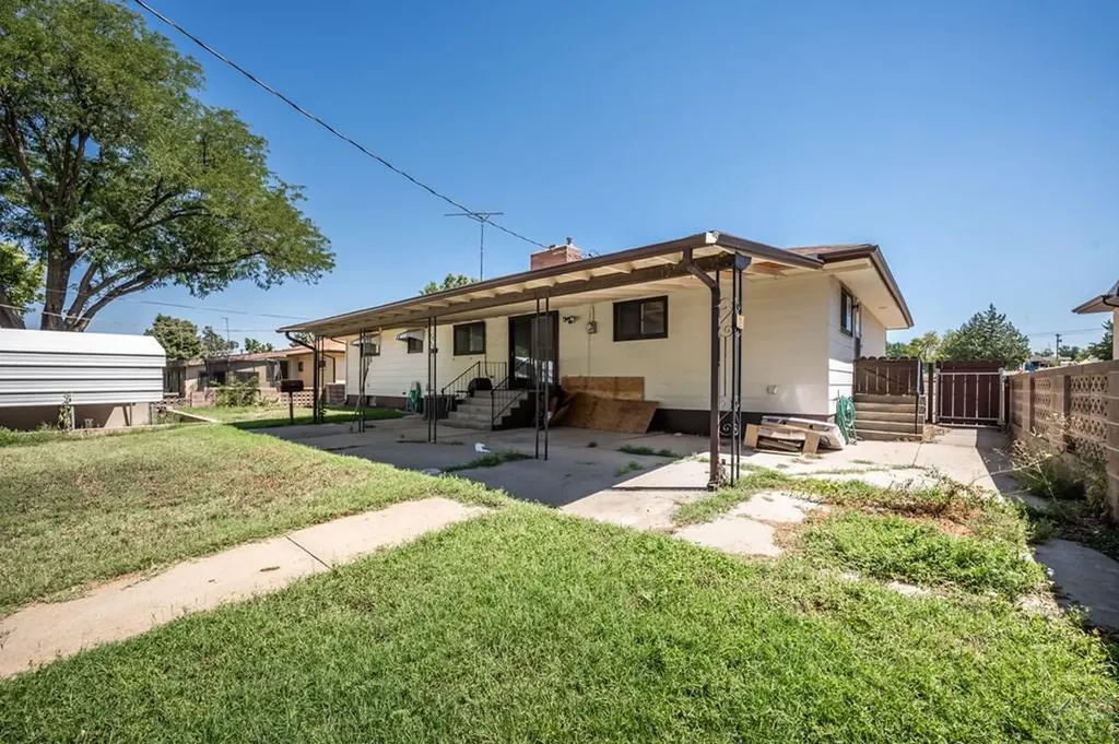 1900 Raton Avenue La Junta CO 81050