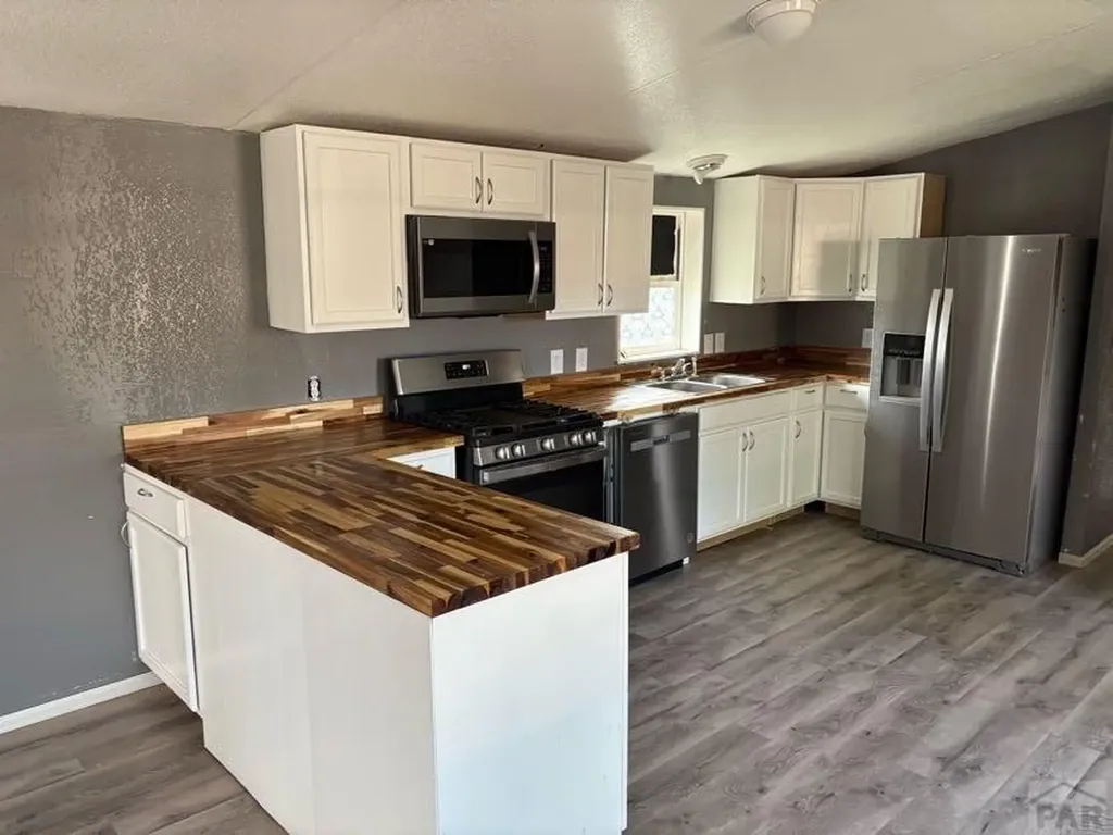 129 E Countryside Drive Pueblo West CO 81007