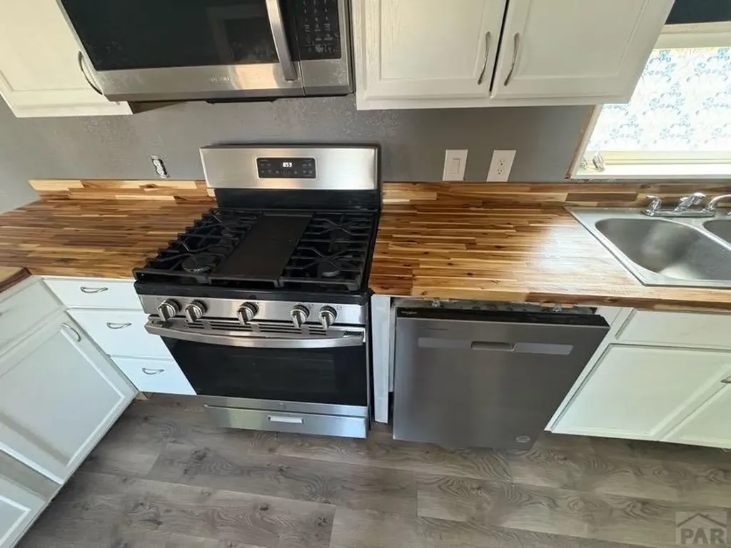 129 E Countryside Drive Pueblo West CO 81007