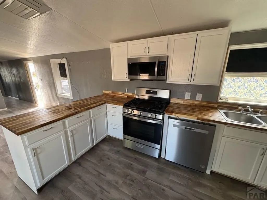 129 E Countryside Drive Pueblo West CO 81007