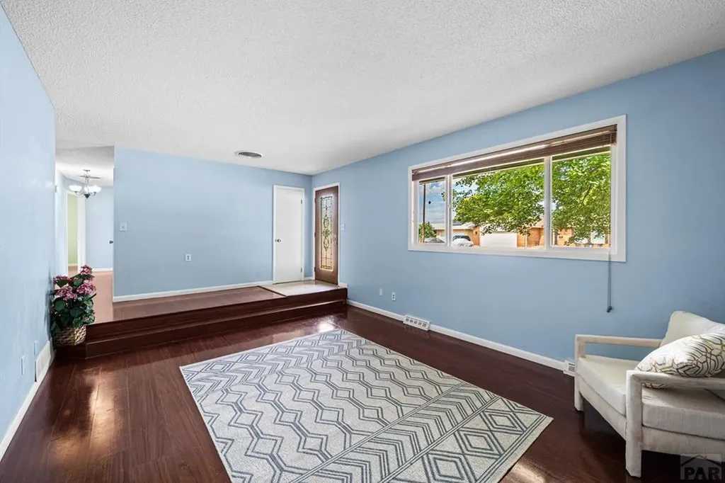 19 Cornell Circle Pueblo CO 81005