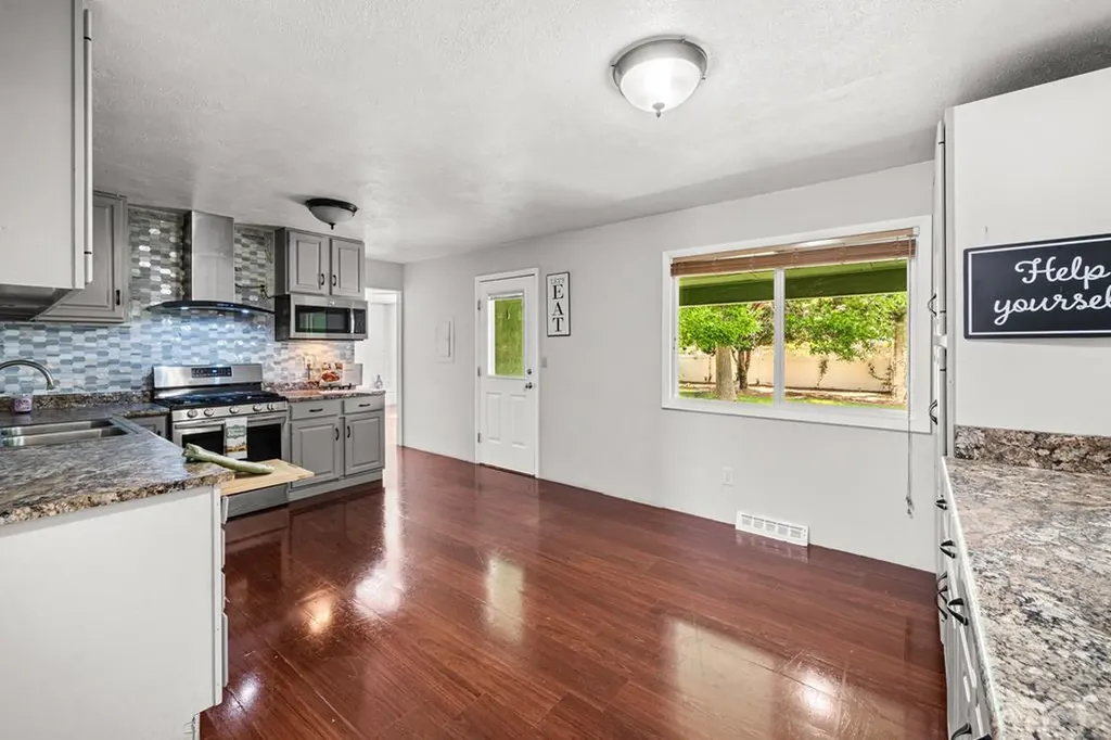 19 Cornell Circle Pueblo CO 81005