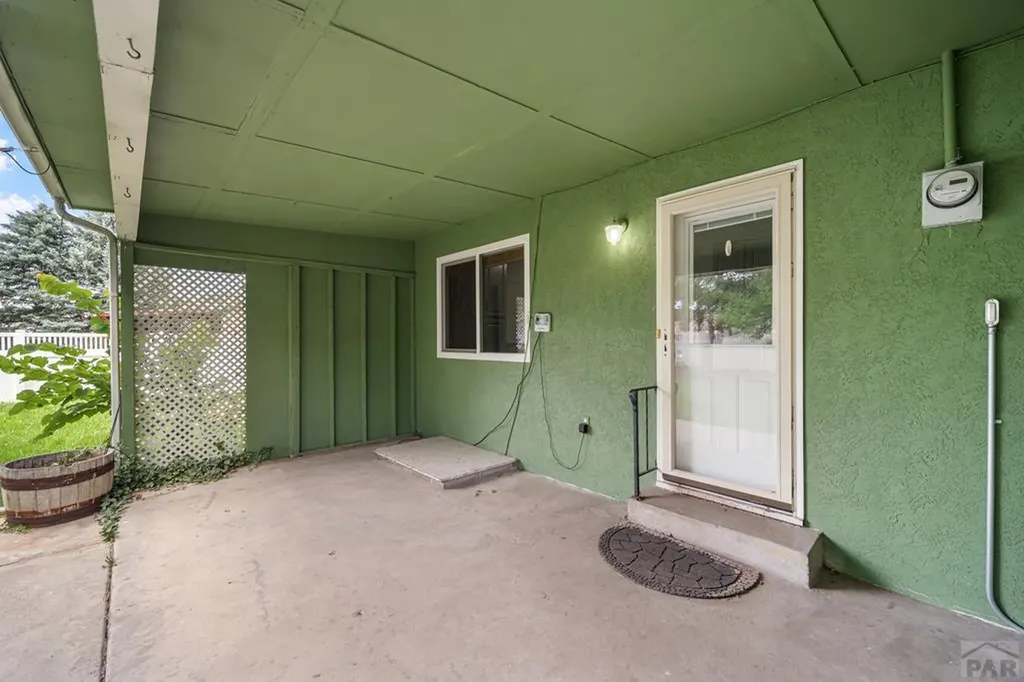 19 Cornell Circle Pueblo CO 81005