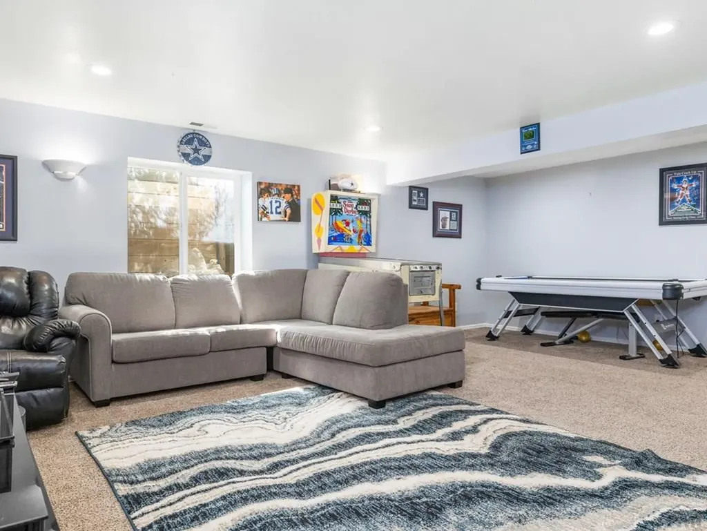 30 Altadena Drive Pueblo CO 81005