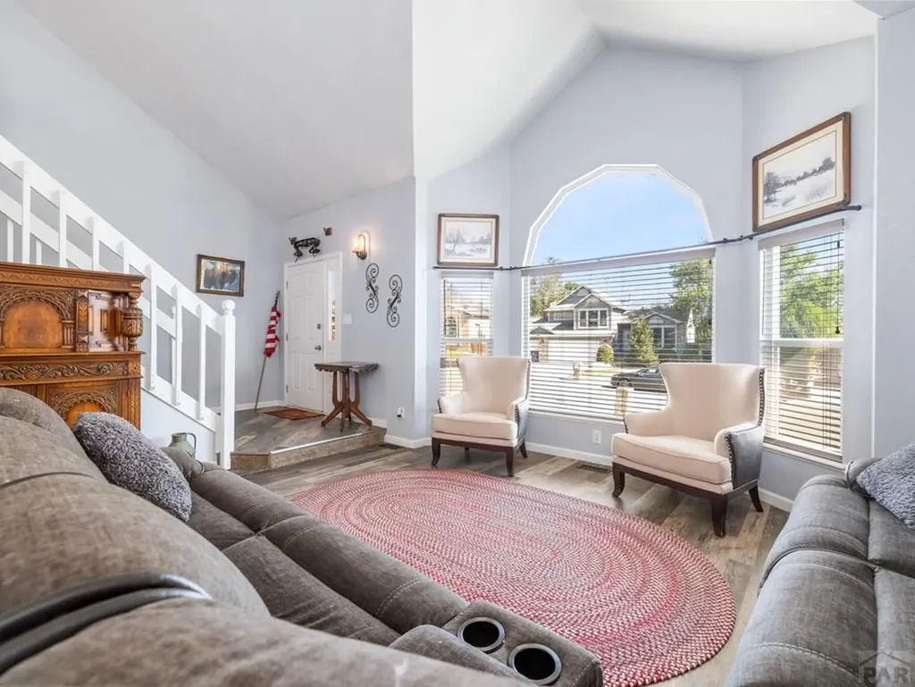 30 Altadena Drive Pueblo CO 81005