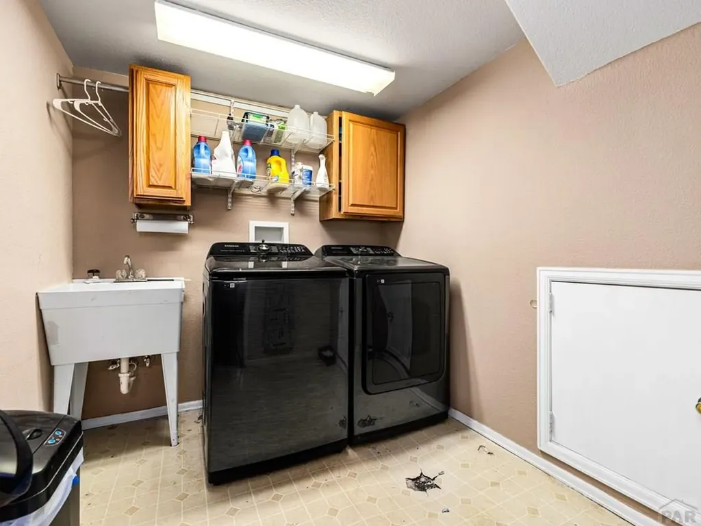 576 S Falcon Drive Pueblo West CO 81007