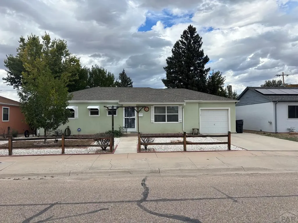 1221 Maudslay Avenue Pueblo CO 81001