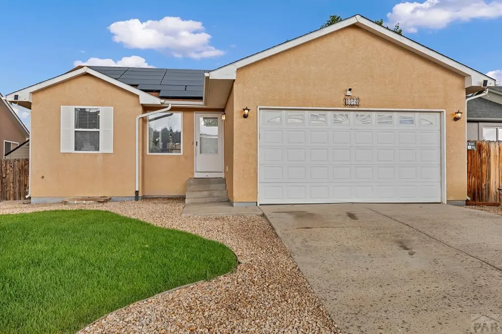 2319 Longhorn Drive Pueblo CO 81008