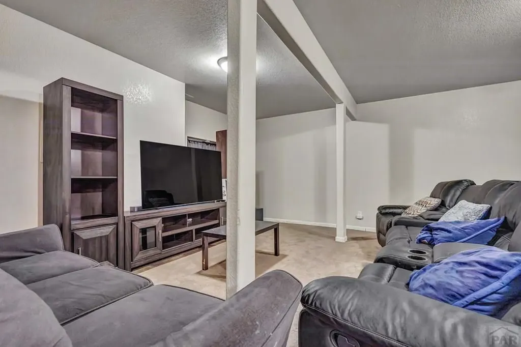 2319 Longhorn Drive Pueblo CO 81008