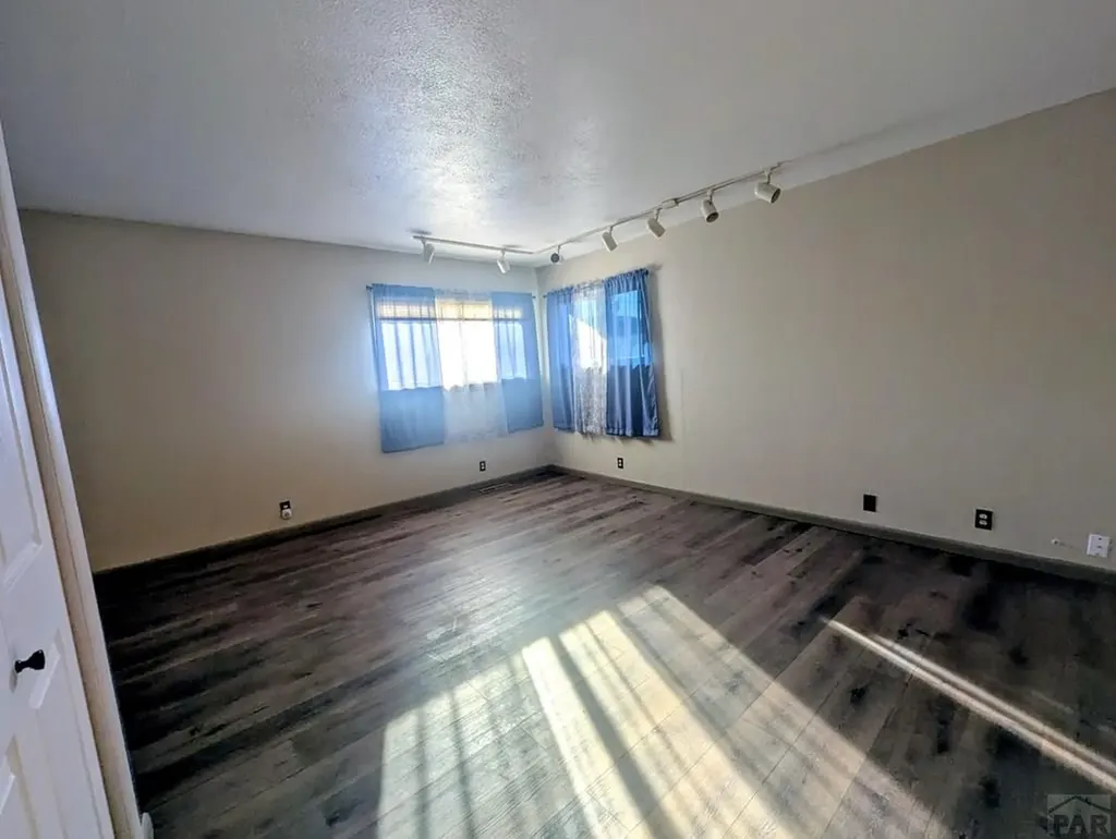 1801 Raton Avenue La Junta CO 81050