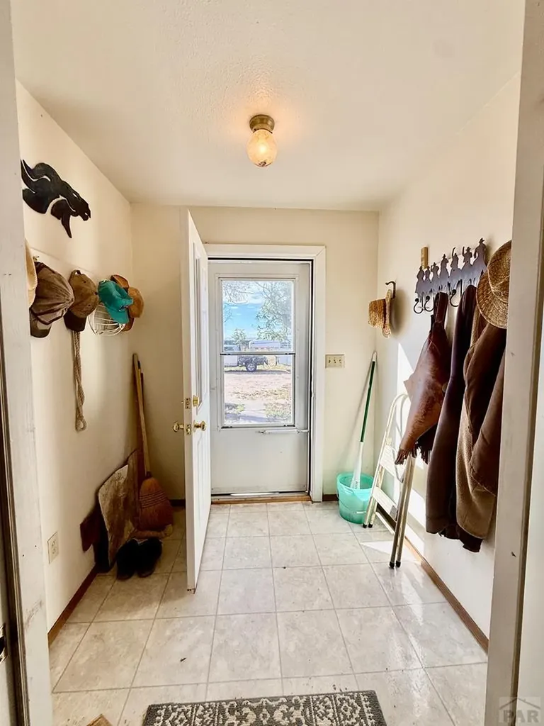 6216 Moreland Road Boone CO 81025