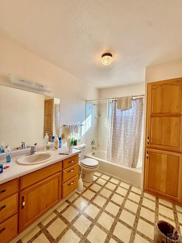 6216 Moreland Road Boone CO 81025