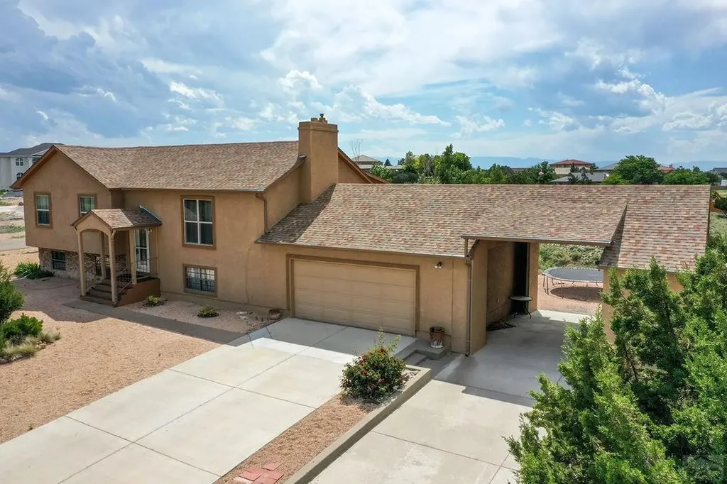 1295 S Skyline Lane Pueblo West CO 81007