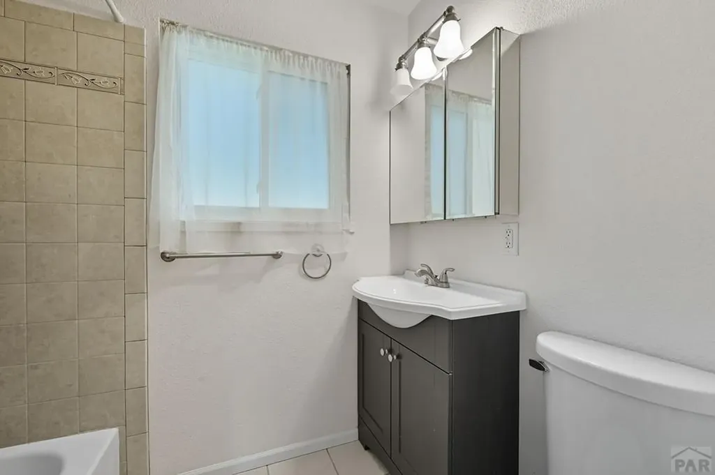 4039 North Drive Pueblo CO 81008