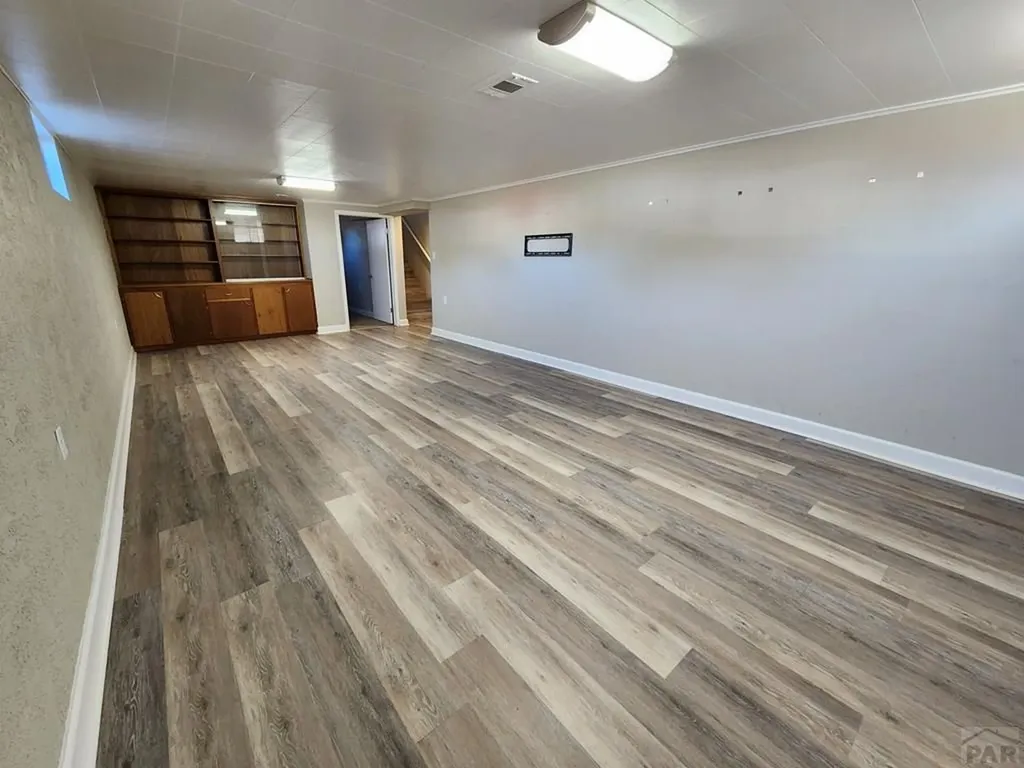 28 Stanford Avenue Pueblo CO 81005