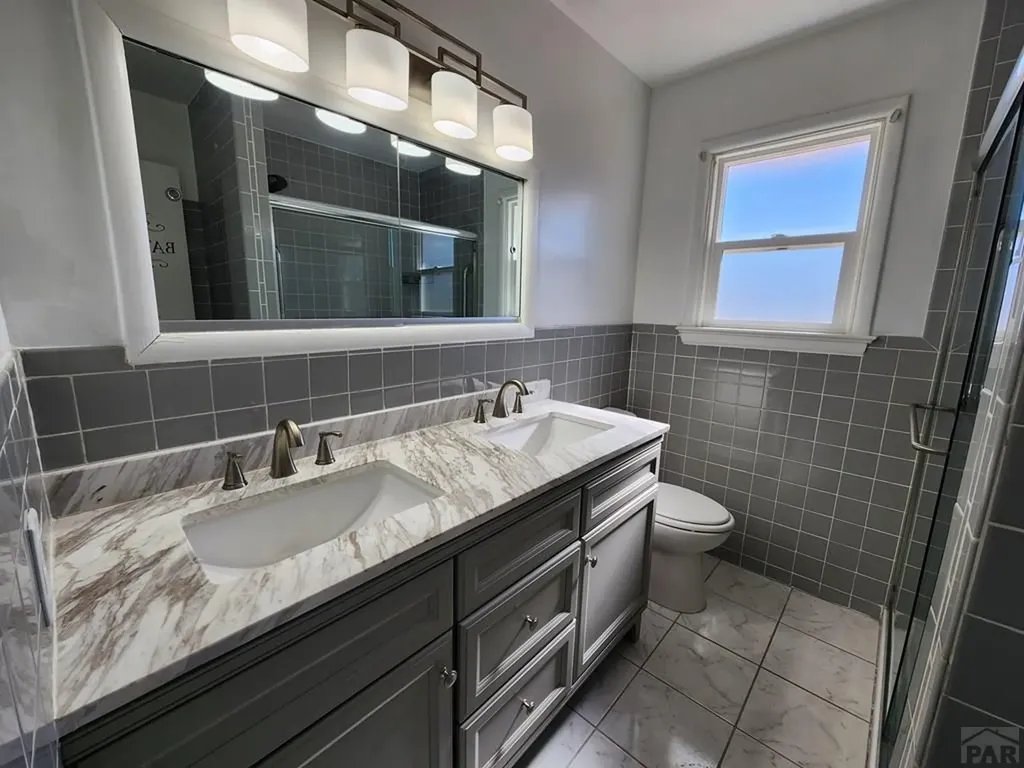 28 Stanford Avenue Pueblo CO 81005