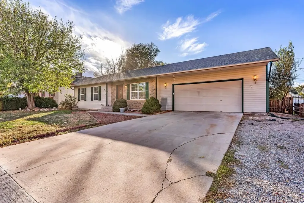 541 N Robinson Avenue Florence CO 81226