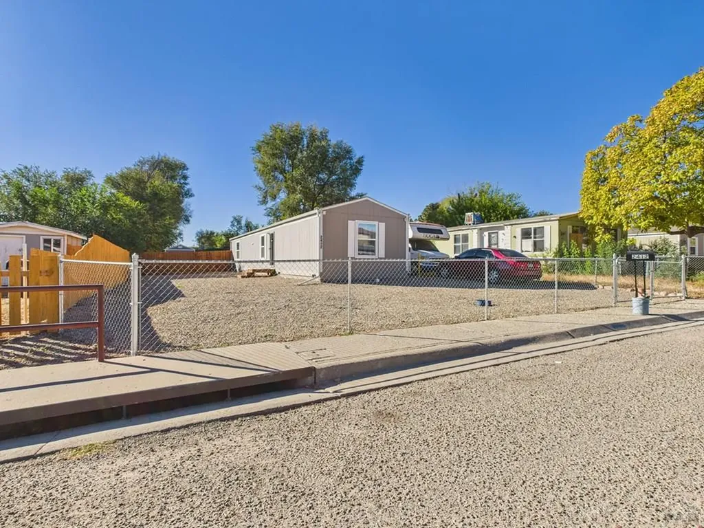 2412 Kara Court Pueblo CO 81004