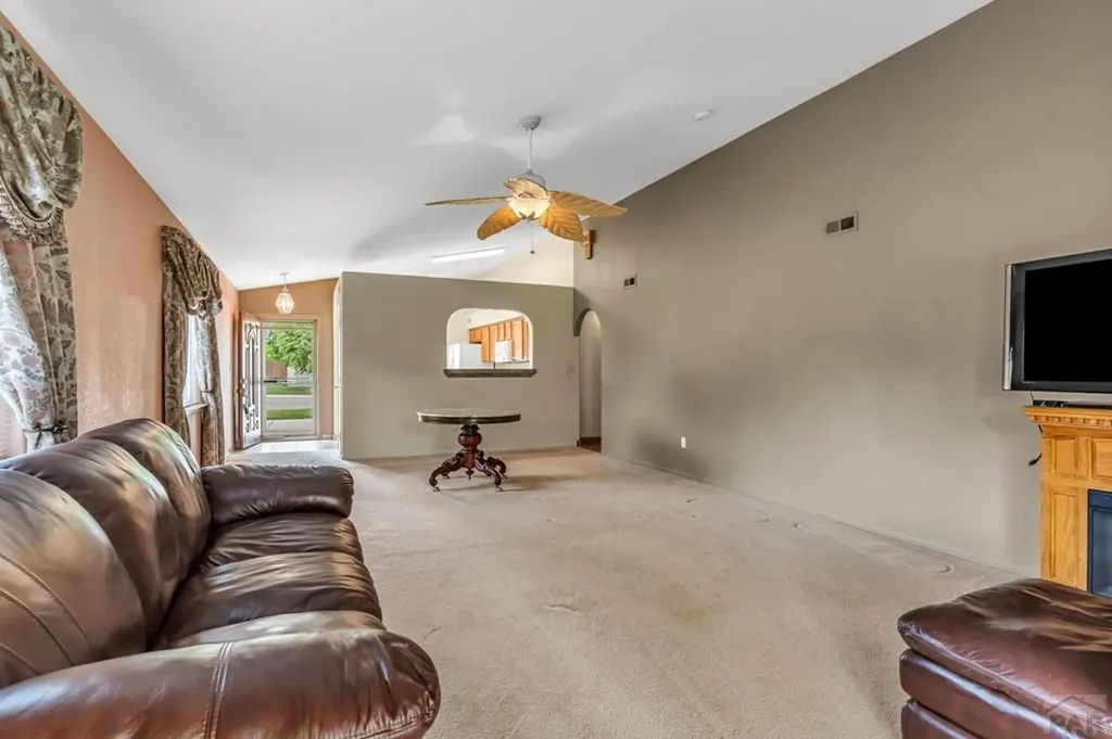 5048 Sage Street Pueblo CO 81005