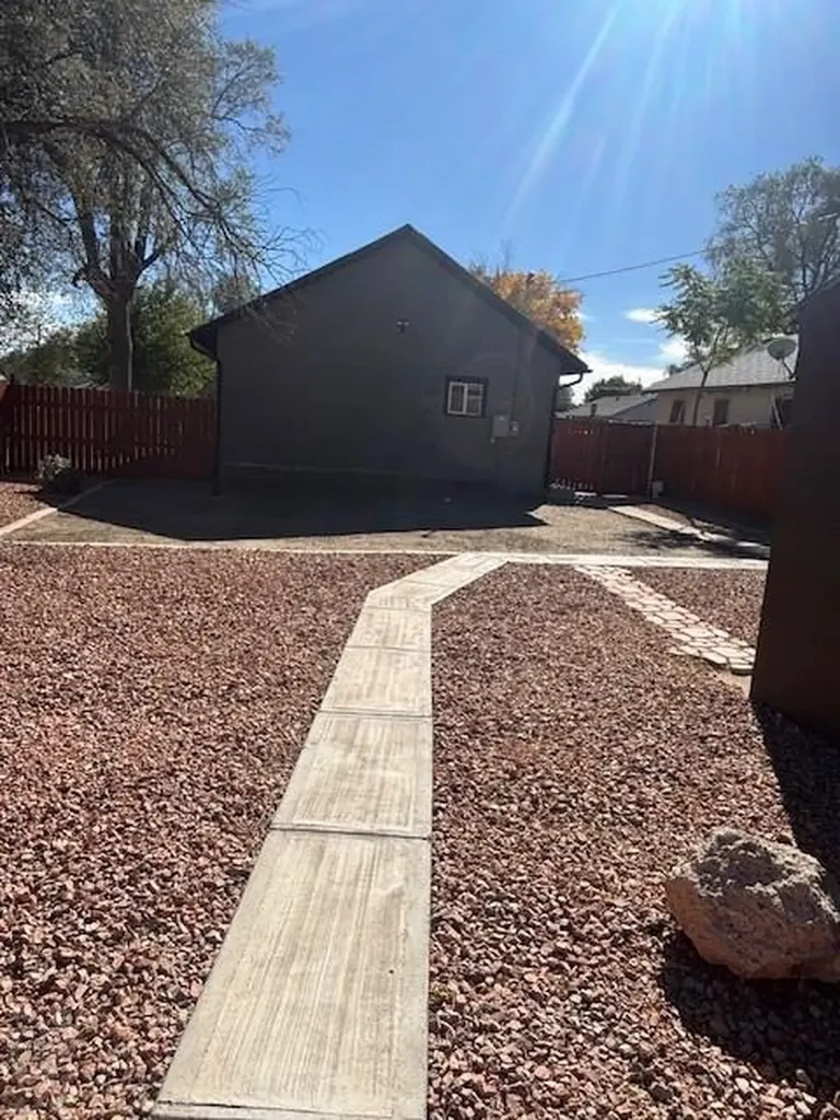 1925 E 9th Street Pueblo CO 81005