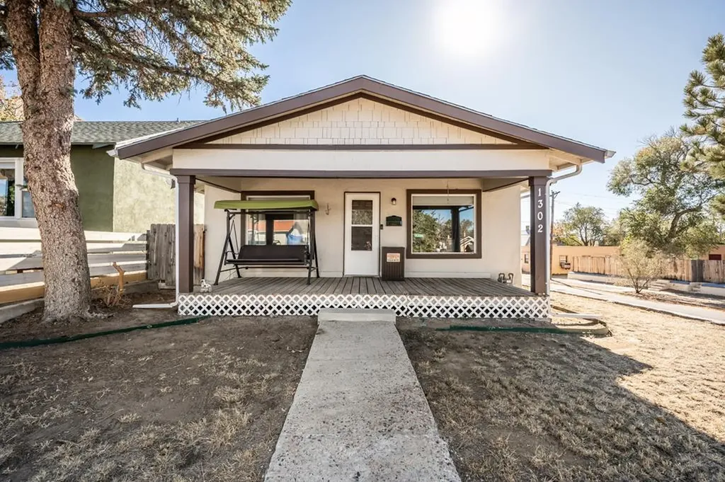 1302 E 10th Street Pueblo CO 81001