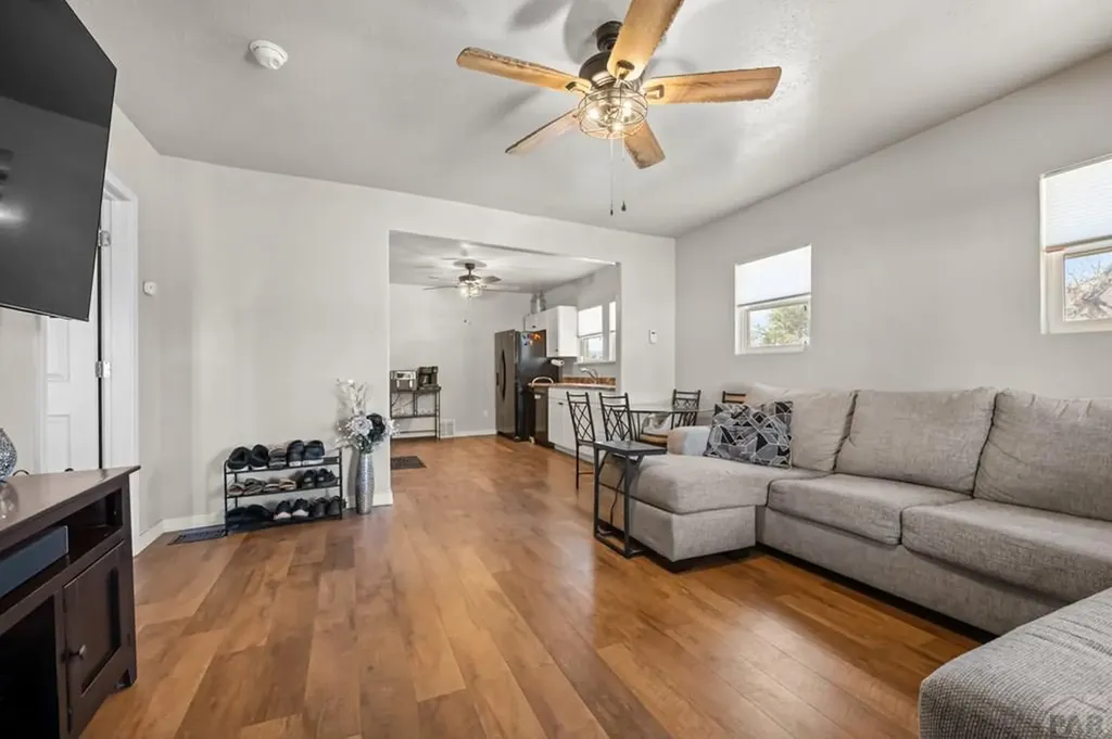 1302 E 10th Street Pueblo CO 81001