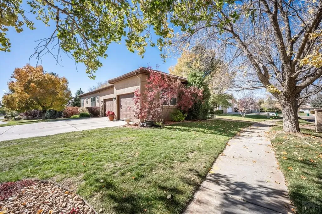 9 Royal Troon Court Pueblo CO 81001