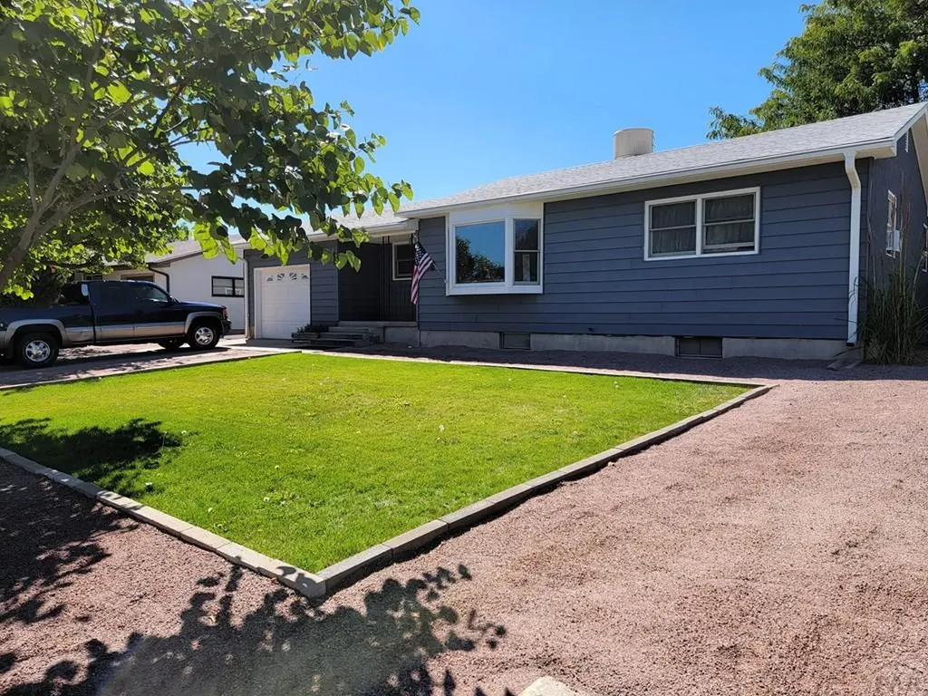62 Amherst Avenue Pueblo CO 81005