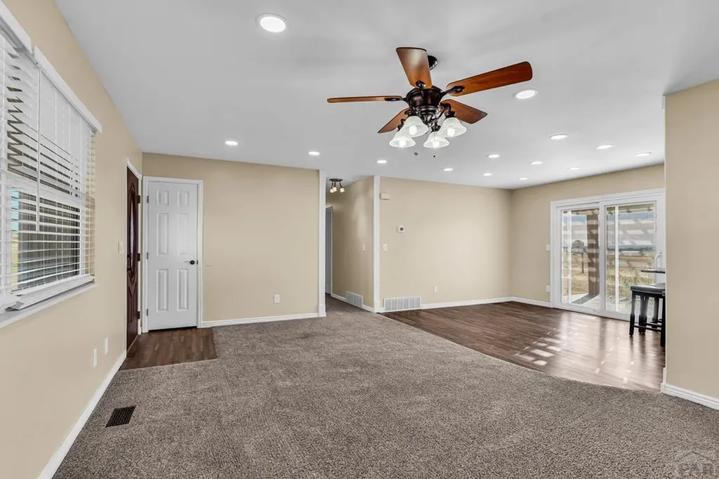 12 9th Avenue Penrose CO 81240