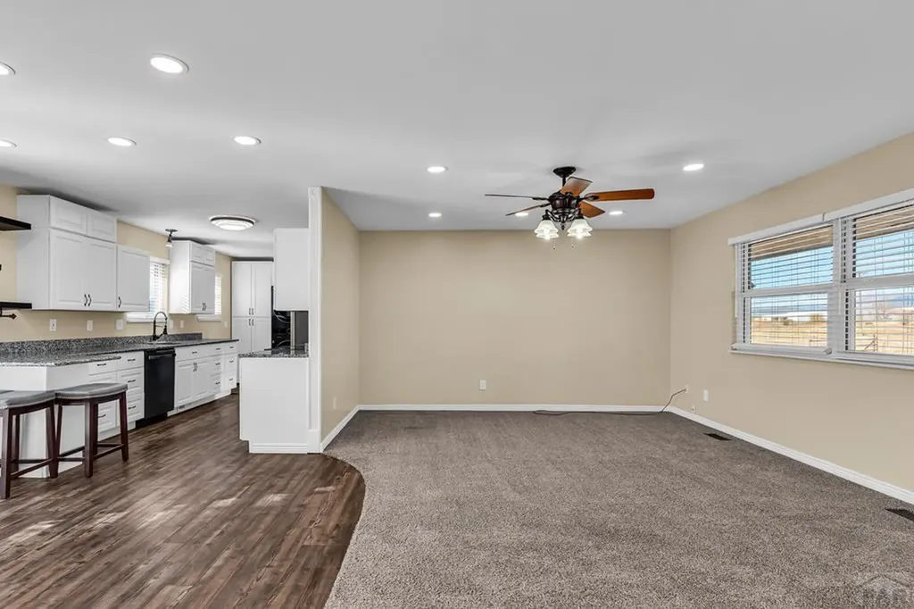 12 9th Avenue Penrose CO 81240