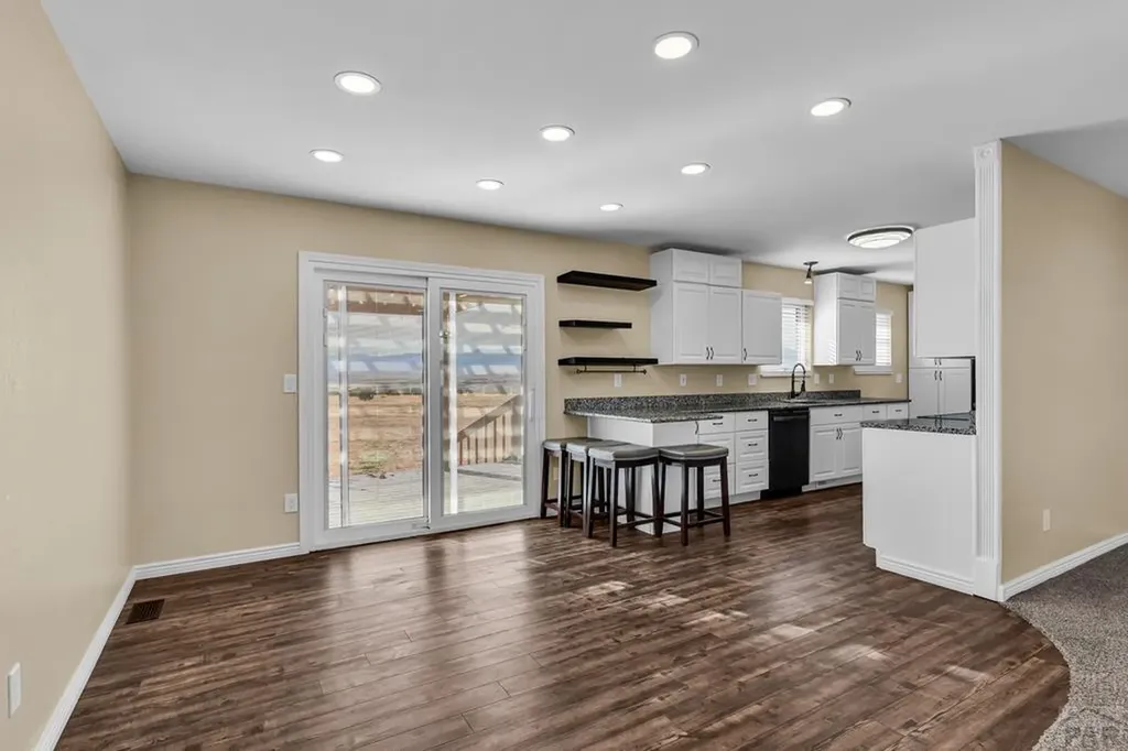 12 9th Avenue Penrose CO 81240