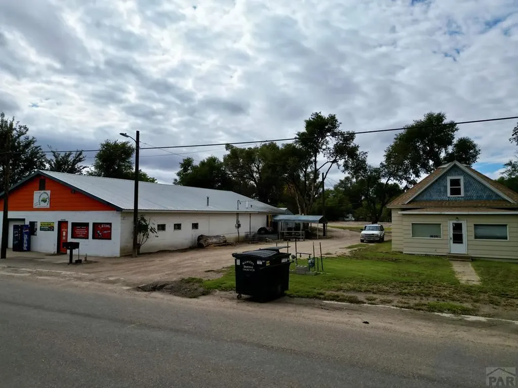 214-220 Ash Avenue La Junta CO 81050