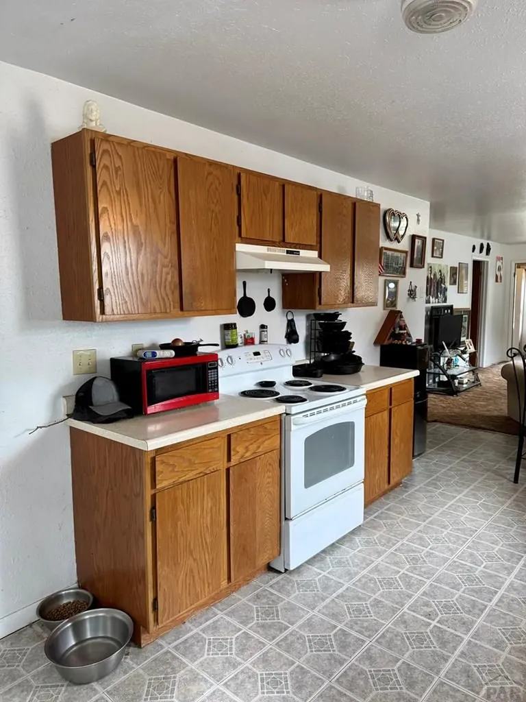 214-220 Ash Avenue La Junta CO 81050