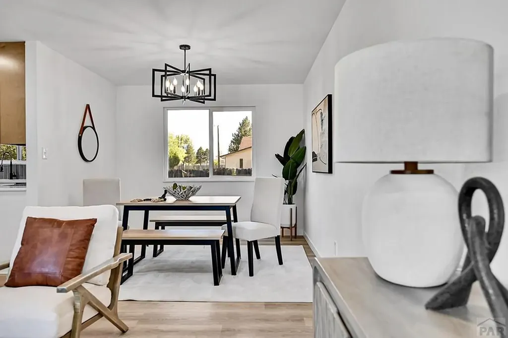 28 Pennwood Lane Pueblo CO 81005