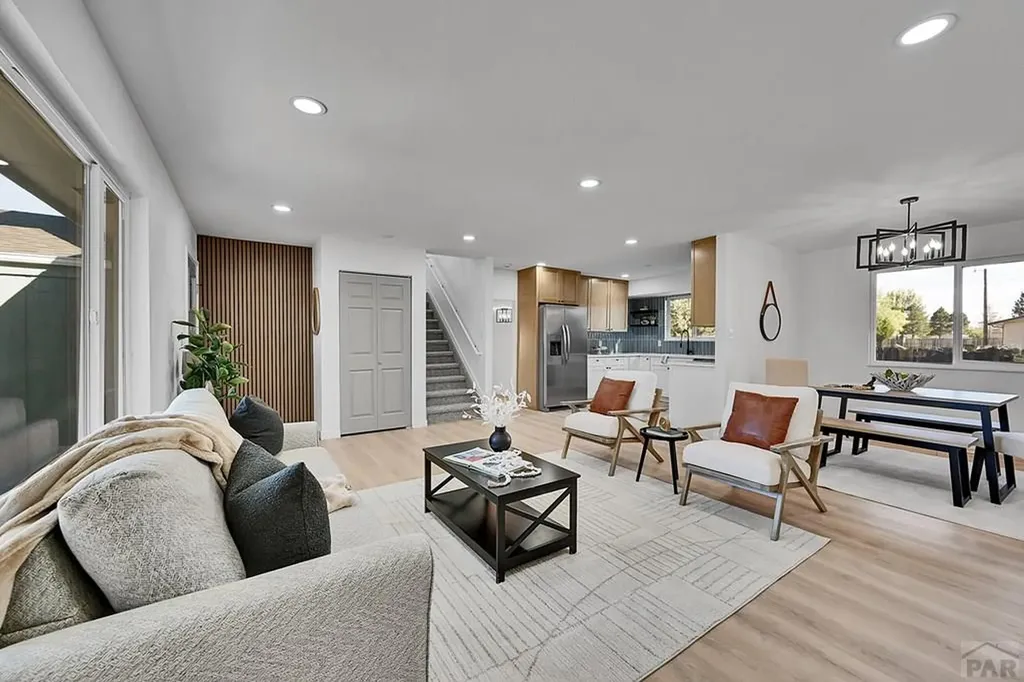 28 Pennwood Lane Pueblo CO 81005