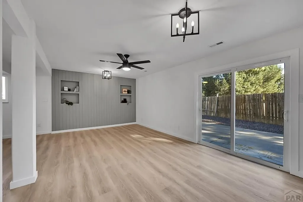 28 Pennwood Lane Pueblo CO 81005