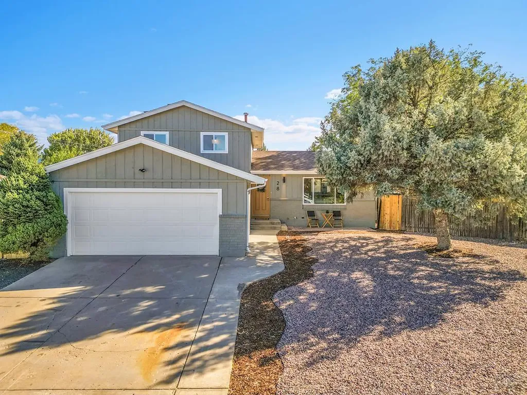 28 Pennwood Lane Pueblo CO 81005