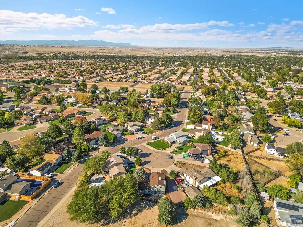 28 Pennwood Lane Pueblo CO 81005