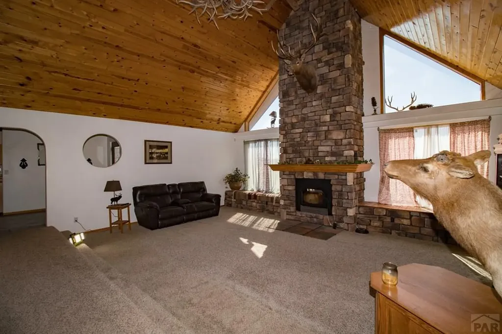 1785 County Road 120 Penrose CO 81240